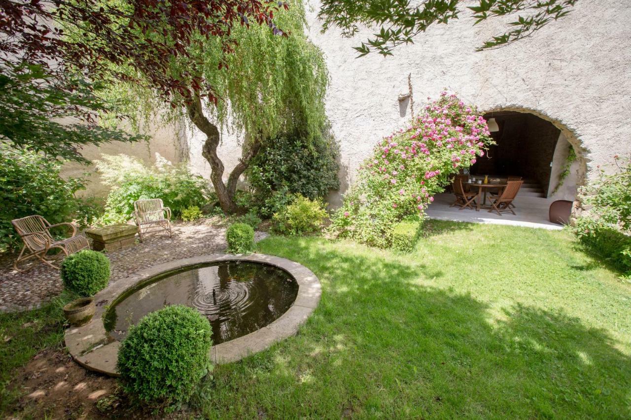 Le Clos Du Perret Chaussan Buitenkant foto