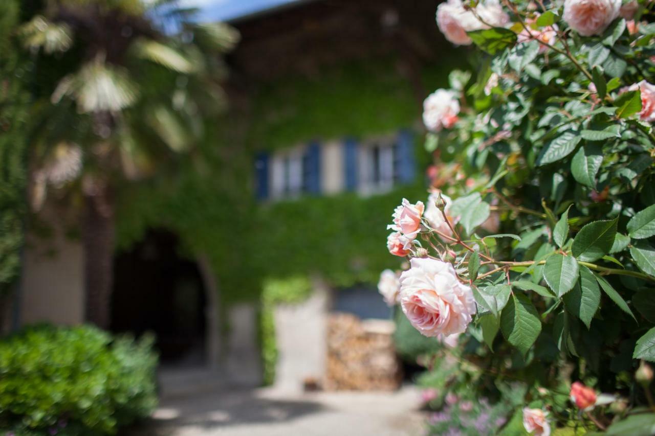 Le Clos Du Perret Chaussan Buitenkant foto