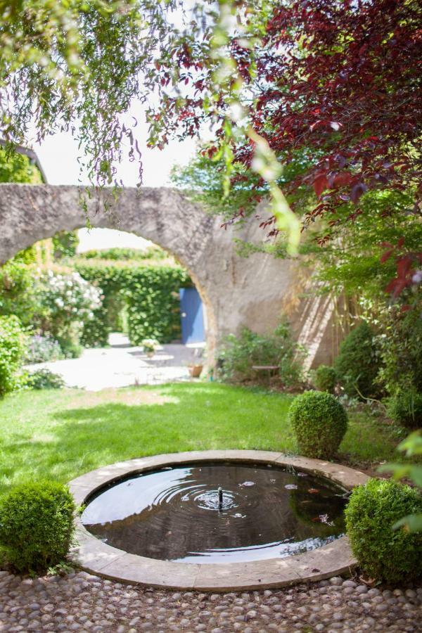 Le Clos Du Perret Chaussan Buitenkant foto